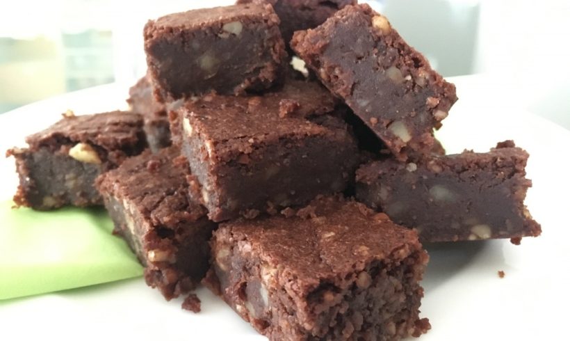 Brezglutenski browniji z orehi