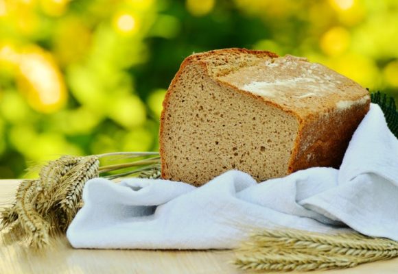 Nekvašen pirin kruh